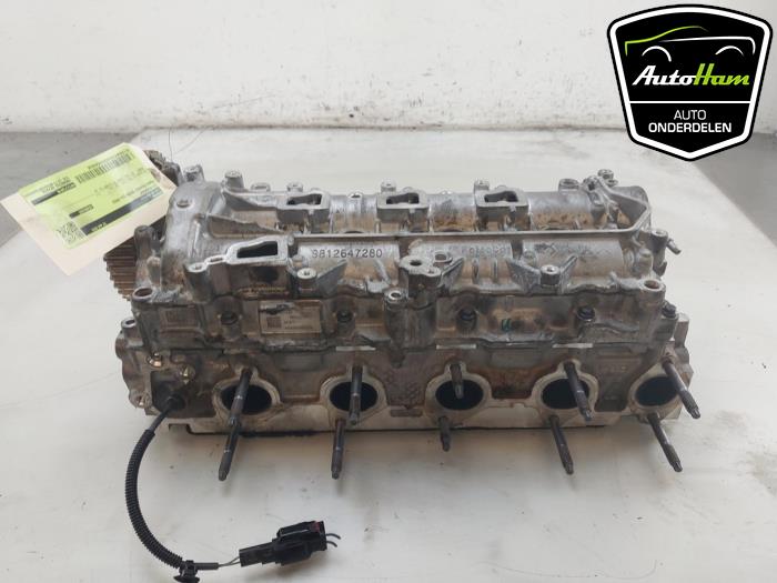 Begagnade Topplock Ford Transit Connect (PJ2) 1.5 EcoBlue Pris € 907,50 Inklusive moms erbjuds av AutoHam