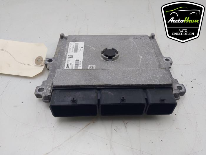 Used Engine management computer Renault Captur I (2R) 0.9 Energy TCE 12V Price € 45,00 Margin scheme offered by AutoHam