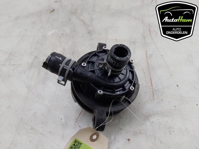 Begagnade Extra vattenpump Volvo EX40 (XZ) Single Motor 70 kWh Pris € 75,00 Marginaltabell erbjuds av AutoHam