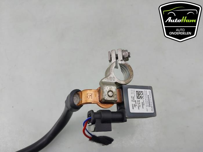 Batterisensor från en Mercedes-Benz C Estate (S205) C-350 e 2.0 16V 2016