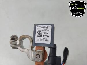 Batterisensor från en Mercedes-Benz C Estate (S205) C-350 e 2.0 16V 2016