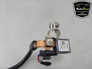Batterisensor från en Mercedes-Benz C Estate (S205) C-350 e 2.0 16V 2016