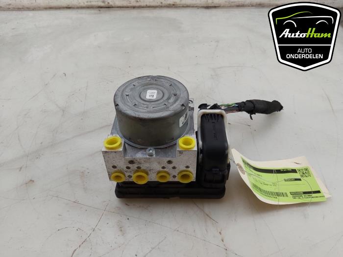 Begagnade ABS-pump Opel Corsa F (UB/UH/UP) 1.2 12V 75 Pris € 125,00 Marginaltabell erbjuds av AutoHam