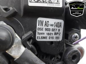 Dynamo from a Volkswagen Golf VIII (CD1) 1.5 TSI 16V 2021