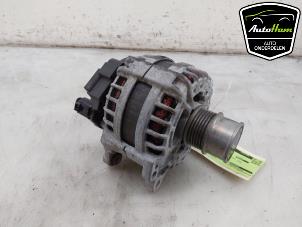 Dynamo from a Volkswagen Golf VIII (CD1) 1.5 TSI 16V 2021