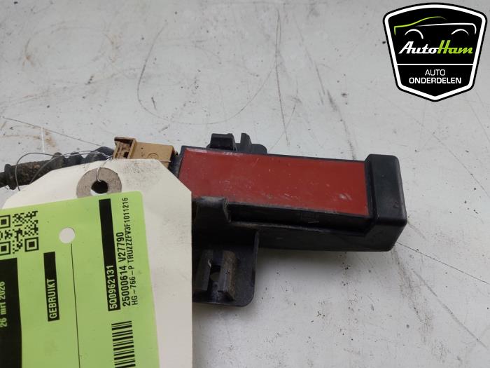 Używane Keyless Entry-Antena Audi TT (FV3/FVP) 2.0 TFSI 16V Quattro Cena € 10,00 Procedura marży oferowane przez AutoHam