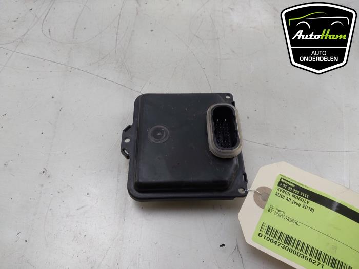 Usados Módulo de xenón Audi A3 Limousine (8VS/8VM) 1.5 TFSI 16V Precio € 50,00 Norma de margen ofrecido por AutoHam