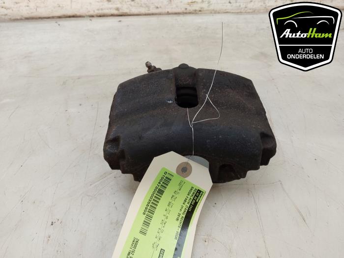 Gebrauchte Bremszange rechts vorne Skoda Fabia III Combi (NJ5) 1.0 TSI 12V Preis € 30,00 Margenregelung angeboten von AutoHam