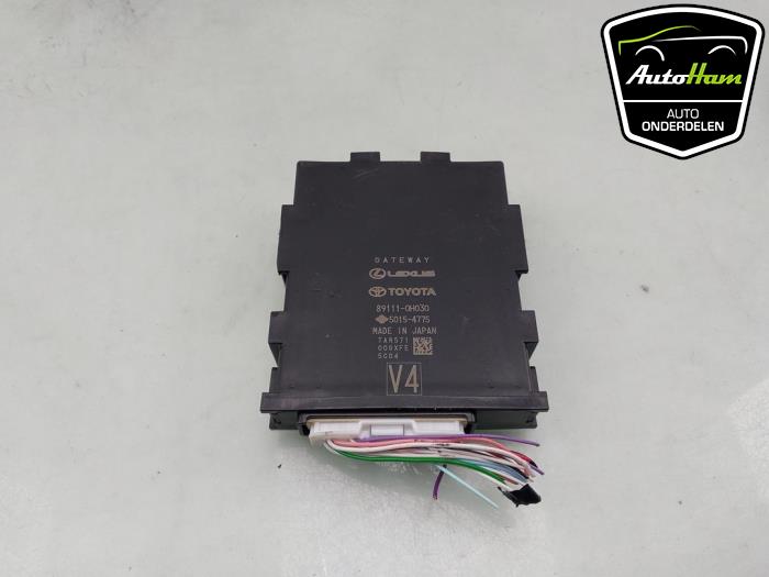 Używane Modul gateway Toyota Aygo X 1.0 12V VVT-i Cena € 75,00 Procedura marży oferowane przez AutoHam