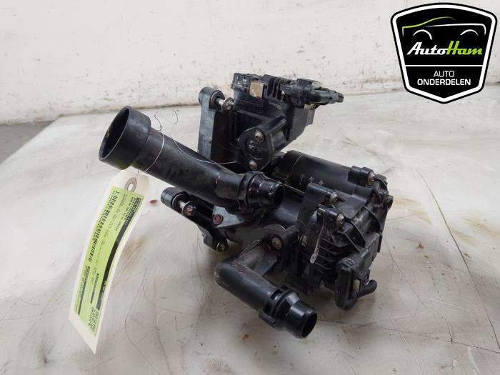 Begagnade Vattenpump BMW X5 (G05) xDrive 45 e iPerformance 3.0 24V Pris € 100,00 Marginaltabell erbjuds av AutoHam