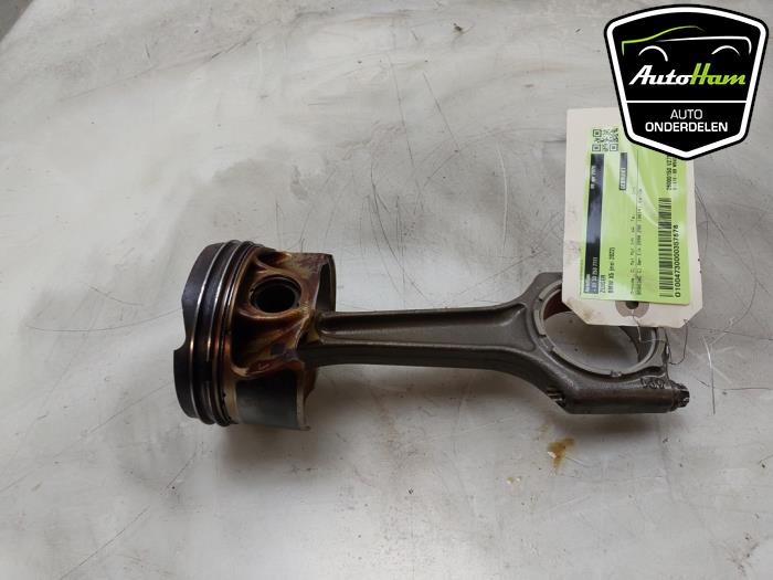 Usagé Piston BMW X5 (G05) xDrive 45 e iPerformance 3.0 24V Prix € 75,00 Règlement à la marge proposé par AutoHam