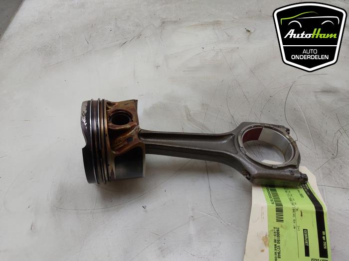 Usagé Piston BMW X5 (G05) xDrive 45 e iPerformance 3.0 24V Prix € 75,00 Règlement à la marge proposé par AutoHam