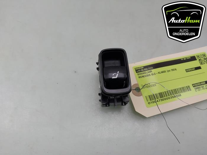 Używane Przelacznik Mercedes GLC Coupe (C254) 2.0 400e 16V 4-Matic Cena € 5,00 Procedura marży oferowane przez AutoHam