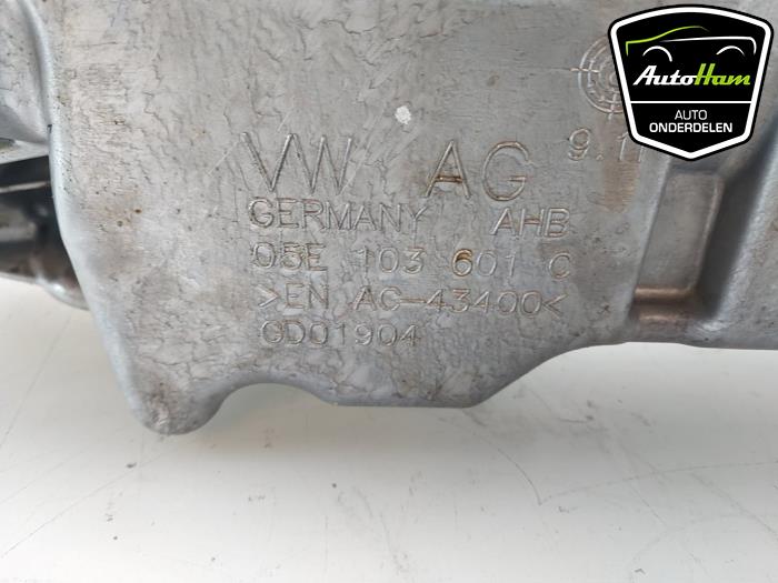 Ölwanne van een Volkswagen Golf VIII (CD1) 1.5 TSI 16V 2021