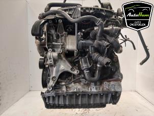 Engine from a Volkswagen Golf VII (AUA) 2.0 GTI 16V Performance Package 2013
