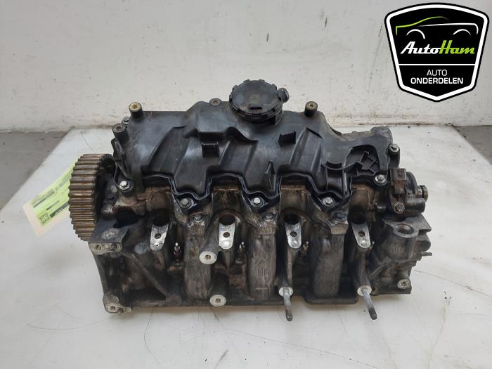 Begagnade Topplock Mercedes A (177.0) 1.5 A-180d Pris € 550,00 Marginaltabell erbjuds av AutoHam