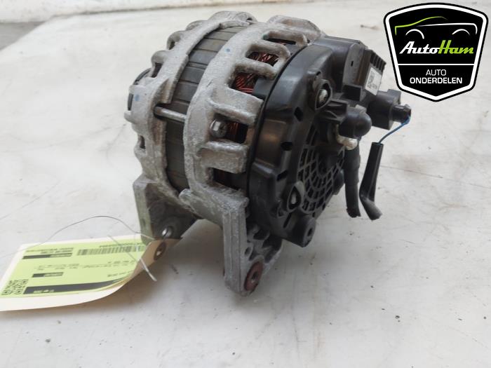 Dynamo van een Volkswagen Polo VI (AW1) 1.0 MPi 12V 2019