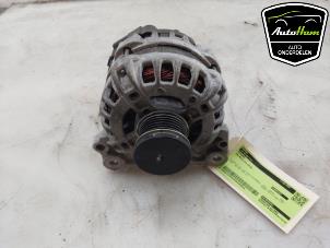 Dynamo van een Volkswagen Polo VI (AW1) 1.0 MPi 12V 2019