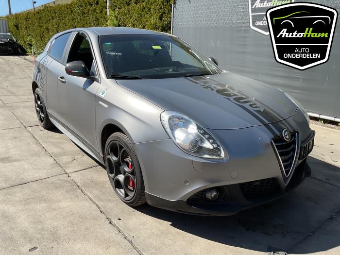 Używane Przód kompletny Alfa Romeo Giulietta (940) 1.75 TBI 16V QV Cena € 3.000,00 Procedura marży oferowane przez AutoHam