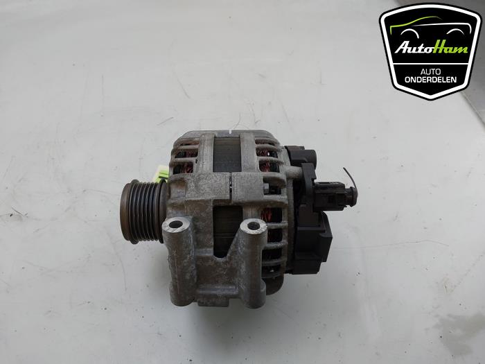 Begagnade Dynamo Volkswagen Golf VIII (CD1) 2.0 TSI R 16V 4Motion Pris € 175,00 Marginaltabell erbjuds av AutoHam