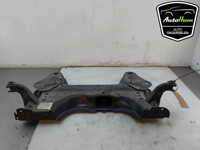 Usados Subchasis Opel Corsa F (UB/UH/UP) 1.2 Turbo 12V 100 Precio € 80,00 Norma de margen ofrecido por AutoHam