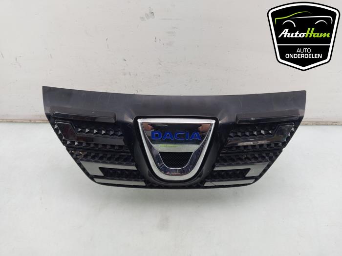 Używane Grill Dacia Spring 45 Cena € 95,00 Procedura marży oferowane przez AutoHam