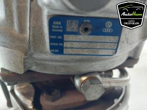 Turbo van een Volkswagen Passat (3G2) 2.0 TDI BiTurbo 16V 4Motion 2018