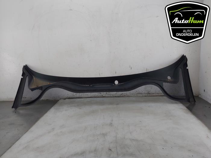 Używane Parawan Audi A1 Sportback (8XA/8XF) 1.0 TFSI 12V Cena € 30,00 Procedura marży oferowane przez AutoHam