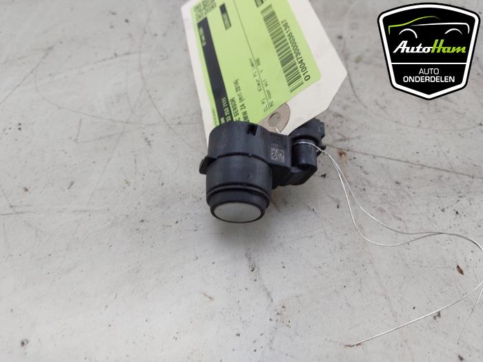 Usados Sensor PDC BMW Z4 Roadster (E89) sDrive 18i 2.0 16V Precio € 20,00 Norma de margen ofrecido por AutoHam