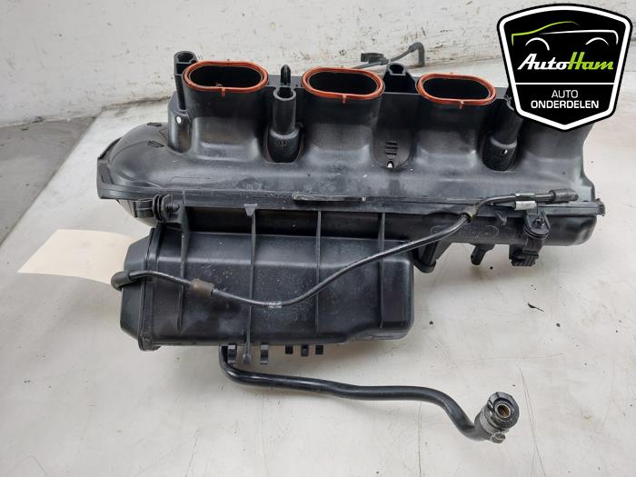 Used Intake manifold Mercedes C Estate (S205) C-350 e 2.0 16V Price € 45,00 Margin scheme offered by AutoHam
