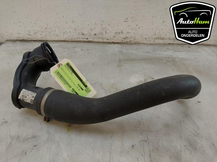 Gebrauchte Intercooler Schlauch Opel Astra J Sports Tourer (PD8/PE8/PF8) 1.4 Turbo 16V Preis € 75,00 Margenregelung angeboten von AutoHam