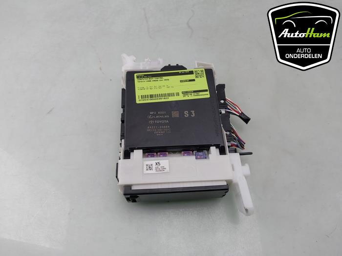 Used Body control computer Toyota Yaris Cross (PB1/PJ1) 1.5 12V Hybrid 115 Price € 125,00 Margin scheme offered by AutoHam