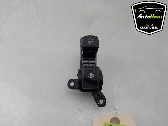 Gebrauchte Handbremse Schalter Toyota Yaris Cross (PB1/PJ1) 1.5 12V Hybrid 115 Preis € 20,00 Margenregelung angeboten von AutoHam