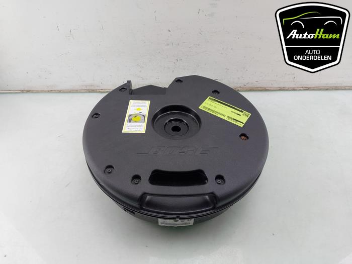 Używane Subwoofer Alfa Romeo Giulietta (940) 1.75 TBI 16V QV Cena € 125,00 Procedura marży oferowane przez AutoHam