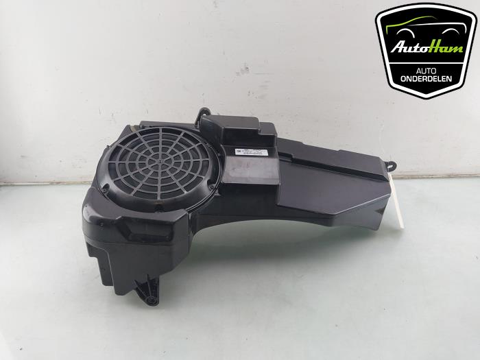 Używane Subwoofer Audi A7 Sportback (4GA/4GF) 2.8 V6 24V FSI Cena € 95,00 Procedura marży oferowane przez AutoHam