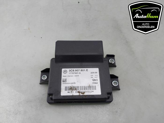 Używane Modul hamulca postojowego Volkswagen Passat Variant (3C5) 1.4 TSI 16V Cena € 60,00 Procedura marży oferowane przez AutoHam