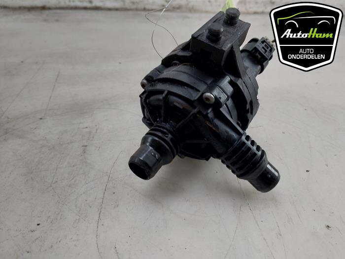 Begagnade Extra vattenpump Mini Countryman (F60) 1.5 TwinPower Turbo 12V Cooper SE ALL4 Pris € 15,00 Marginaltabell erbjuds av AutoHam