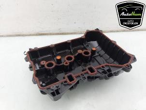 Ventildeckel van een Citroën C3 (SC) 1.0 Vti 68 12V 2013