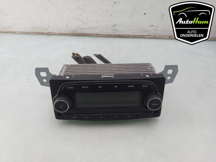 Używane Radio Opel Karl 1.0 12V Cena € 95,00 Procedura marży oferowane przez AutoHam