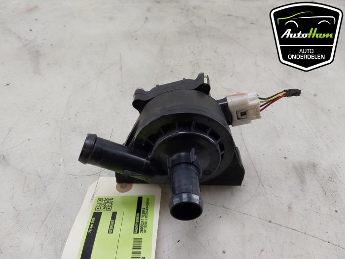 Begagnade Extra vattenpump BYD Seal U 1.5 DM-I FWD Pris € 125,00 Marginaltabell erbjuds av AutoHam
