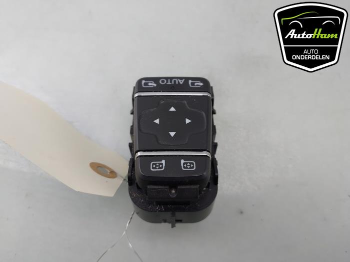 Używane Przelacznik lusterka Renault Clio IV Estate/Grandtour (7R) 1.2 TCE 16V GT EDC Cena € 20,00 Procedura marży oferowane przez AutoHam