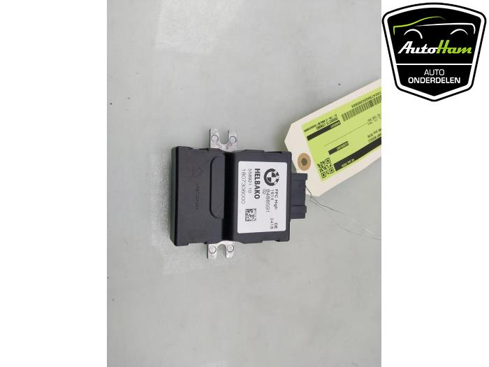 Usagé Module pompe carburant BMW 5 serie Touring (G31) 523d 2.0 TwinPower Turbo 16V Prix € 40,00 Règlement à la marge proposé par AutoHam