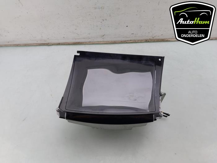 Gebrauchte Frontscheibenanzeige Mercedes C (W205) C-180 1.6 16V Preis € 195,00 Margenregelung angeboten von AutoHam