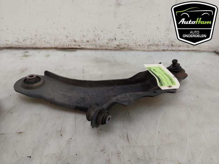 Gebrauchte Querlenker links vorne Renault Captur I (2R) 0.9 Energy TCE 12V Preis € 40,00 Margenregelung angeboten von AutoHam