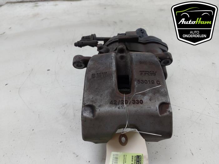 Gebrauchte Bremszange rechts hinten BMW 5 serie Touring (G31) 523d 2.0 TwinPower Turbo 16V Preis € 75,00 Margenregelung angeboten von AutoHam