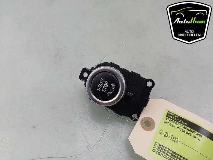 Usagé Commande start/stop BMW 5 serie Touring (F11) 523i 24V Prix € 20,00 Règlement à la marge proposé par AutoHam