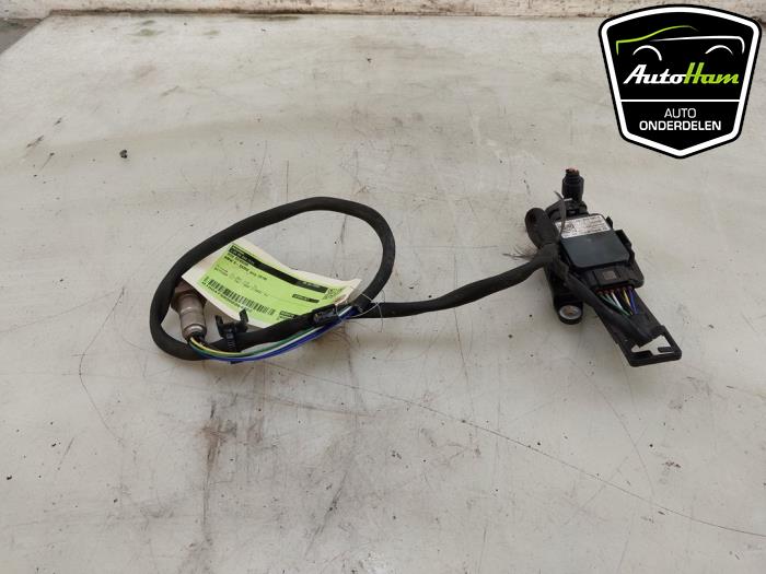Usados Sensor Nox BMW 5 serie Touring (G31) 523d 2.0 TwinPower Turbo 16V Precio € 150,00 Norma de margen ofrecido por AutoHam