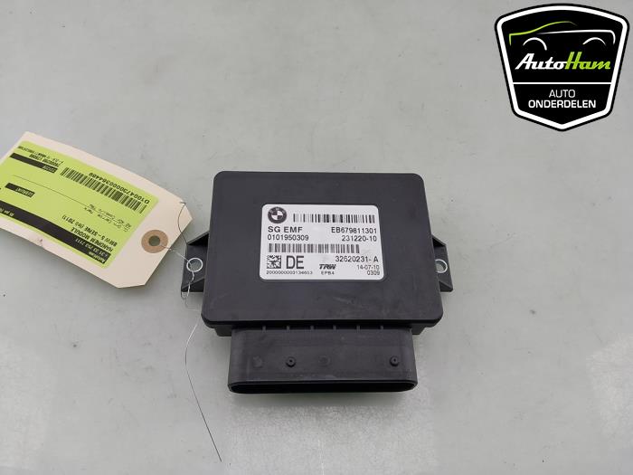 Używane Modul hamulca postojowego BMW 5 serie Touring (F11) 523i 24V Cena € 40,00 Procedura marży oferowane przez AutoHam