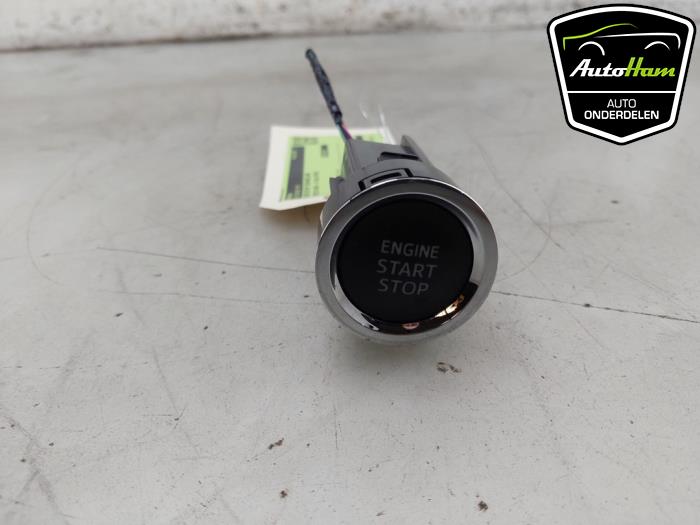 Usagé Commande start/stop Toyota RAV4 (A4) 2.0 16V VVT-i 4x4 Prix € 60,00 Règlement à la marge proposé par AutoHam
