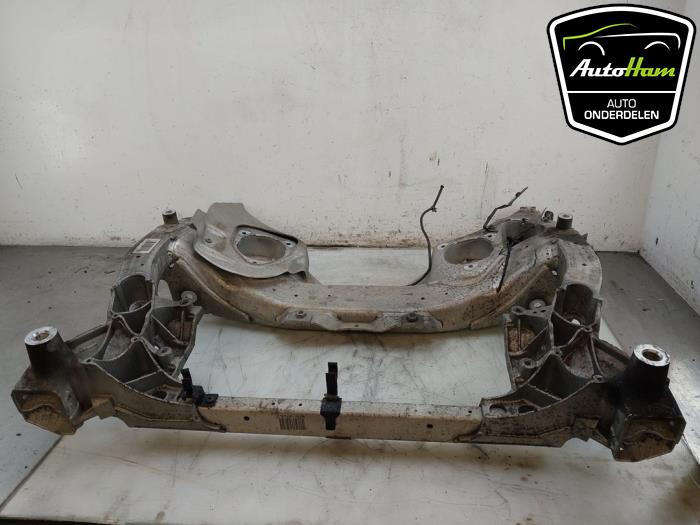 Begagnade Underram BMW 5 serie Touring (F11) 523i 24V Pris € 80,00 Marginaltabell erbjuds av AutoHam